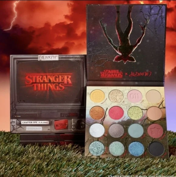 STRANGER THINGS COLOURPOP COLLECTION - Picture 4 of 11
